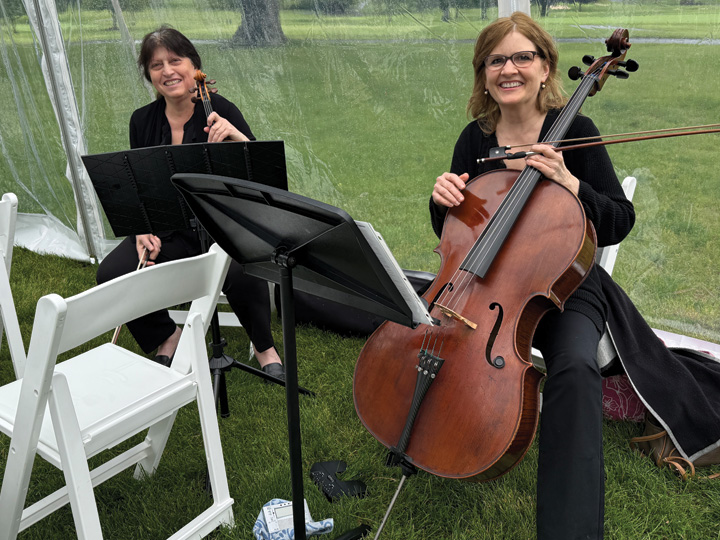 Live_Artists_Northampton_Country_Clubl_Rockin_Ramaley_Duo_Violin_Cellist_kr