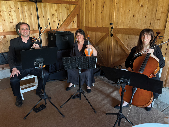 Trio_Glabern_Country_Inn_Rockin_Ramaley